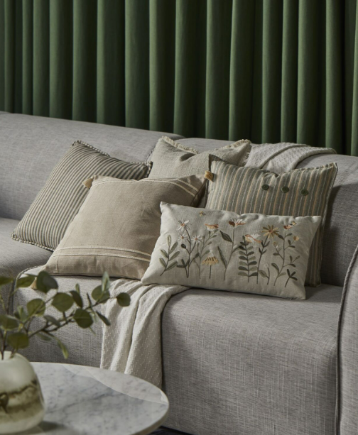 https://www.viverecollection.com/catalogsearch/result/?q=cushion